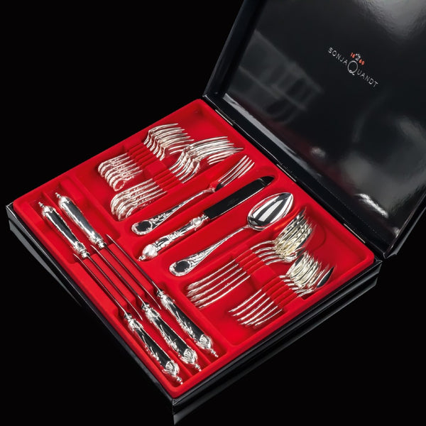 Vendôme silver-plated cake fork with ornate handle in luxury cutlery box.