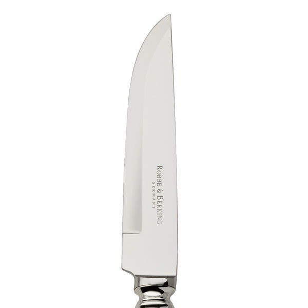Steak knife Alt Faden silver plated close-up on its sharp blade.