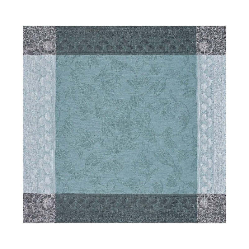 Symphony Baroque napkin by Le Jaquard Francais unwraped on white background, sold at Amiramour.