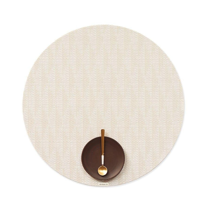 Amiramour Round Placemat Arrow in Porcelain Ivory by Chilewich 1