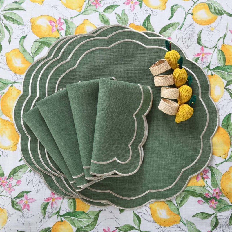 Table décor with Lemon Rings napkin rings and matching green elements, blending natural tones with citrus style