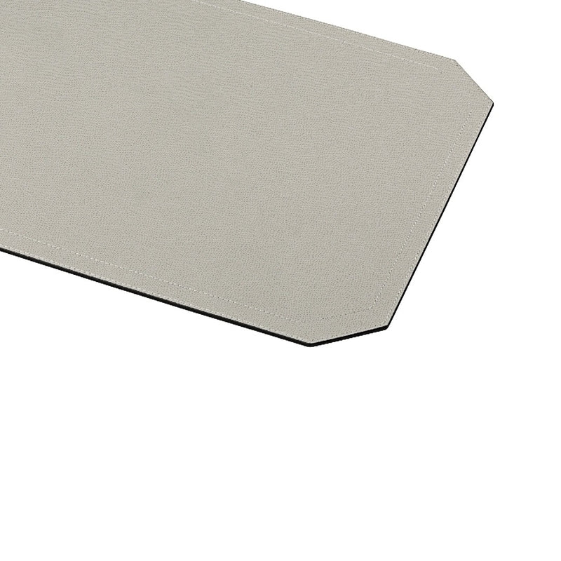 Zac leather placemat in grey with two stitching rows by Giobagnara, close-up.