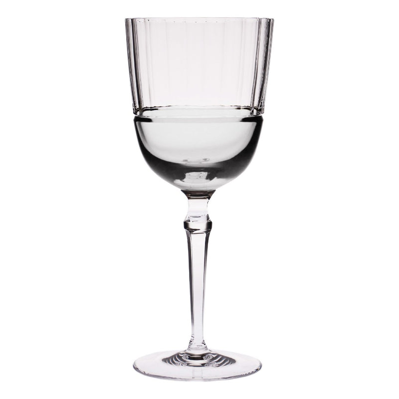 Alya water glass in crystal with modern vertical cuts by Cristallerie de Montbronn.