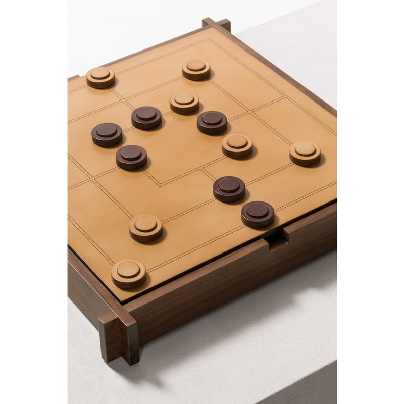 Structura Triple Game Box by Giobagnara showing engraved Muehle playing field in tan sole leather.