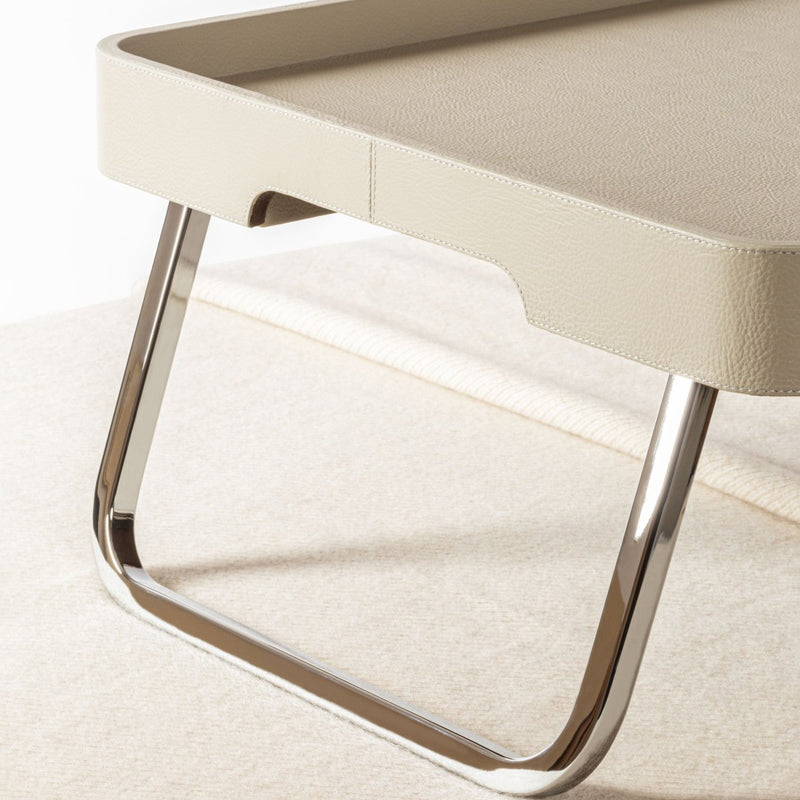 Close-up of the Bed Leather Folding Tray in Pelle Frau® by Giobagnara x Poltrona Frau