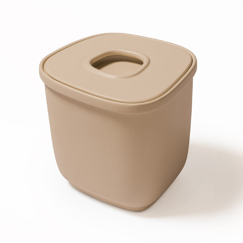 Cast Aluminium Ice Bucket Maris by Kelly Wearstler x Giobagnara in cappuccino