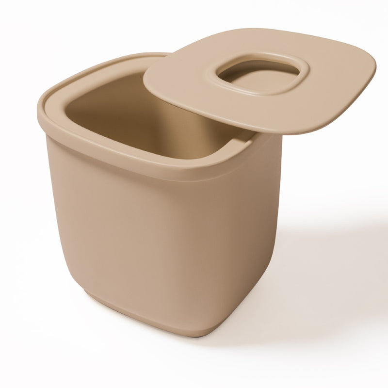 Styled Cast Aluminium Ice Bucket Maris by Kelly Wearstler x Giobagnara in Cappuccino