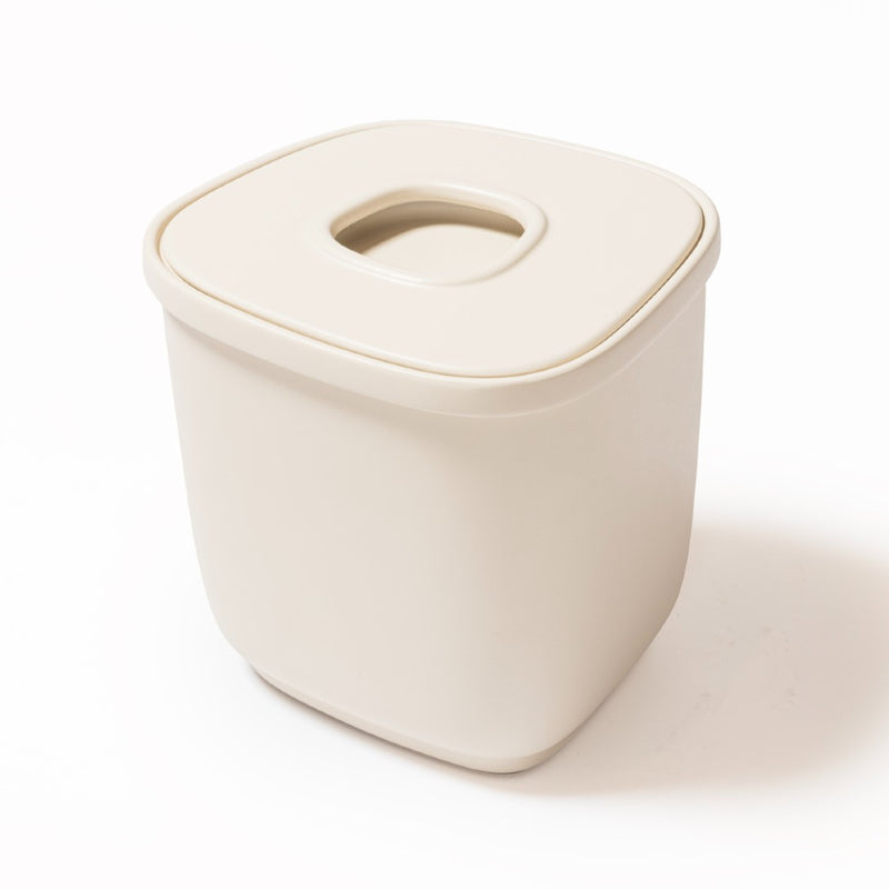 Cast Aluminium Ice Bucket Maris by Kelly Wearstler x Giobagnara in ivory