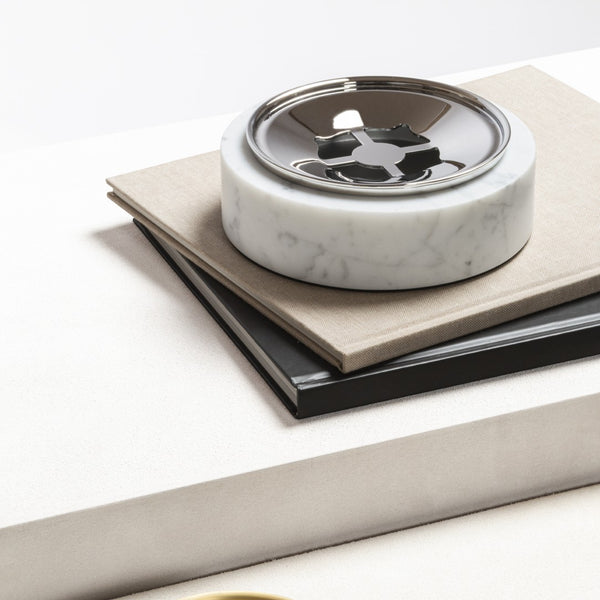 Marble Ashtray on books - By Amiramour