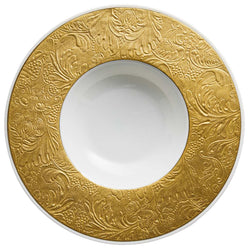 Deep plate with rim in fine white porcelain with gold detailing from the Italian Renaissance Gold collection by Raynaud.