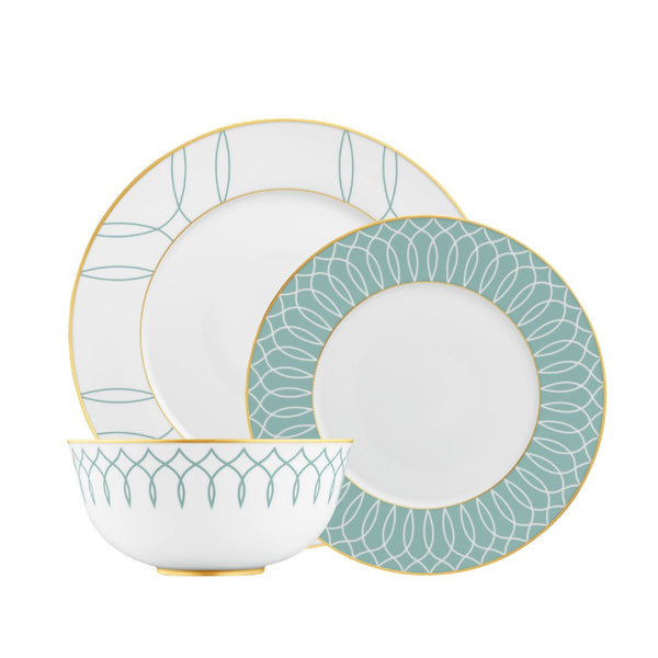 Dinnerware Set of 12 Pieces Carlo Este by FÜRSTENBERG in fine porcelain with gold and green mosaic-inspired design by Carlo Dal Bianco.