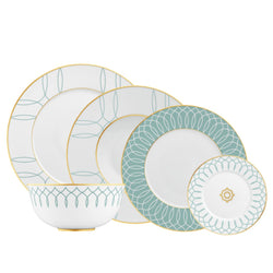 Dinnerware Set of 30 Pieces Carlo Este by FÜRSTENBERG in fine porcelain with gold and green mosaic-inspired design by Carlo Dal Bianco.