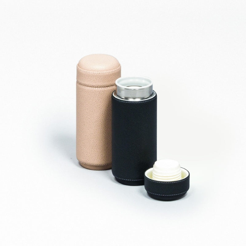 Leather Covered Flask Marly 0.2L by Giobagnara x Pigment France – compact insulated stainless steel flask wrapped in fine calfskin leather, ideal for travel or yacht use