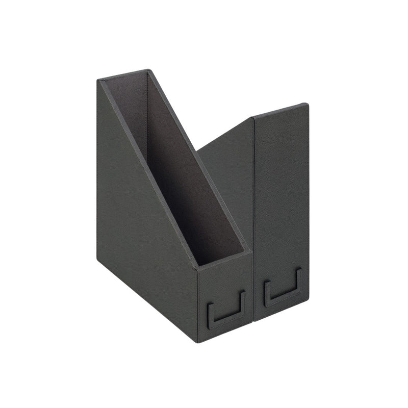Both sides of the Leather file holder by Giobagnara with leather-covered structure and name holders