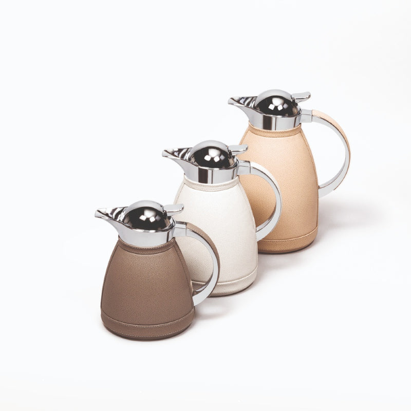 Set of three Luxury insulated carafes Chantilly by Pigment France x Giobagnara in stainless steel and Golf calfskin leather – handcrafted Italian design for refined dining.