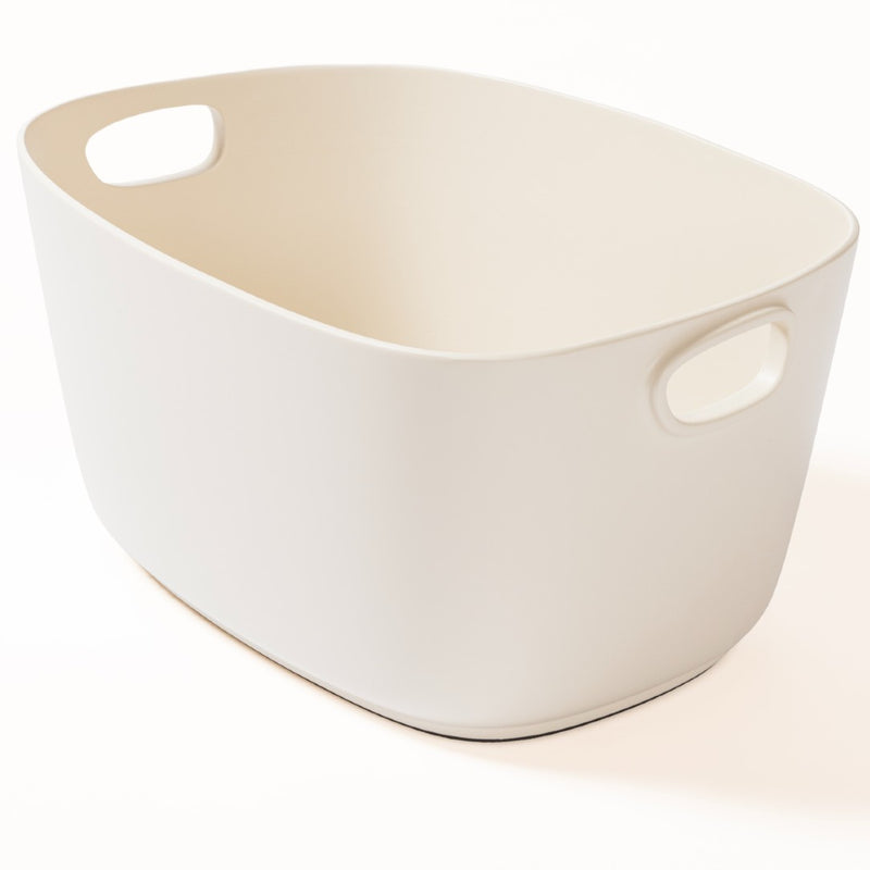 Maris champagne bucket for 5 in cast aluminium by Kelly Wearstler x Giobagnara, ivory finish