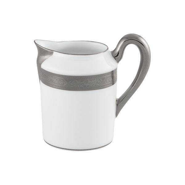 Porcelain milk jug with platinum rim from the Ambassador Platine collection by Raynaud