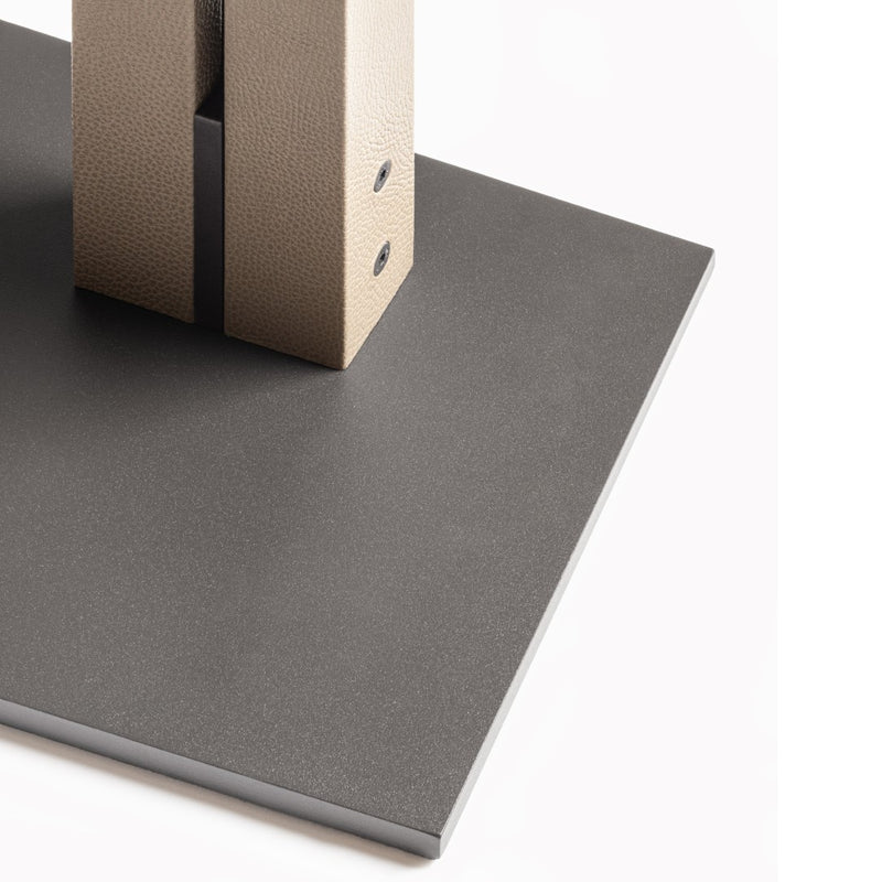 Pillar Leather Double Menu Stand – Giobagnara Base Closeup