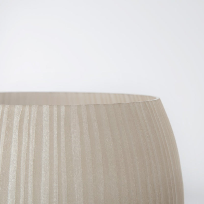 Close-up Planter Connemara 4 by Guaxs in smokegrey hand-cut glass, sculptural luxury home accent