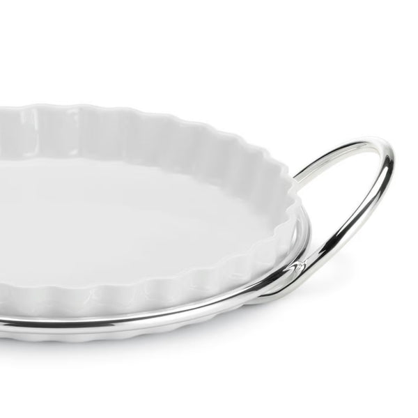 Close-up of Porcelain round tart tray with silver-plated stand from the Grand Gourmet collection by Greggio, ideal for serving hot tarts and quiches.