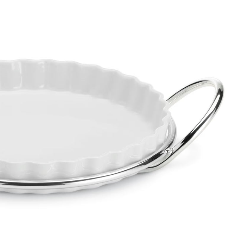 Close-up of Porcelain round tart tray with silver-plated stand from the Grand Gourmet collection by Greggio, ideal for serving hot tarts and quiches.