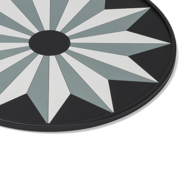 Close-up Round Tray San Marco No2 Medium by Giobagnara in leather with Venetian rosette design