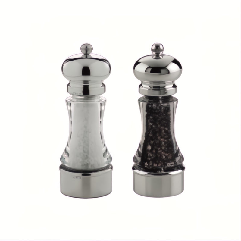 Salt and Pepper Mills Set Inglese Silver-Plated by Schiavon with adjustable grinding wheel for fine or coarse seasoning.