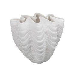 An off-white stone resin shell vase with a realistic pattern, designed to resemble a seashell.