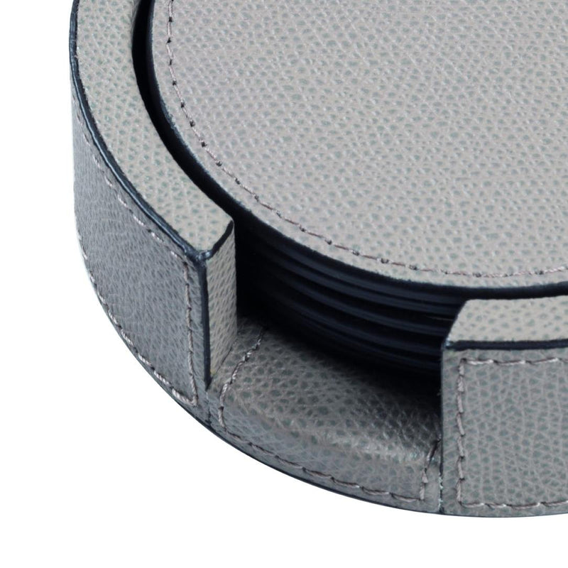 close-up Tao round leather coaster holder with 6 double-faced coasters by Giobagnara, luxury Italian table set