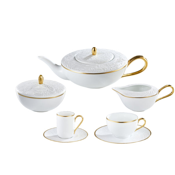 Tea/Coffee Set of 15 Pieces - 'Italian Renaissance' Filet Or Mat