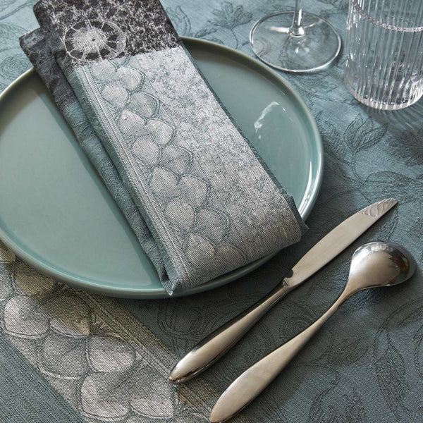 'Symphonie Baroque' Linen Placemat in Grey by Le Jacquard Français (set of 4)