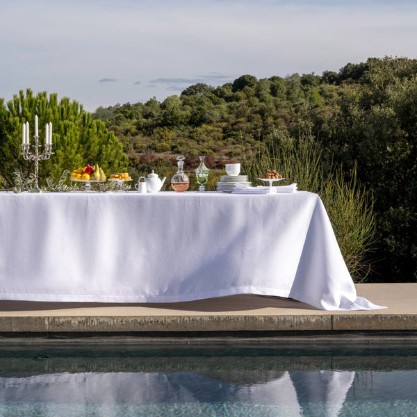 'Portofino' Tablecloth in White Linen by Le Jacquard Français