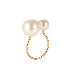 Ivory and gold pearl napkin ring with sculptural bead design, sold by Amiramour