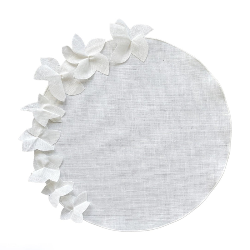 Round Linen Placemat 'Jasmine' in White by Giardino Segreto