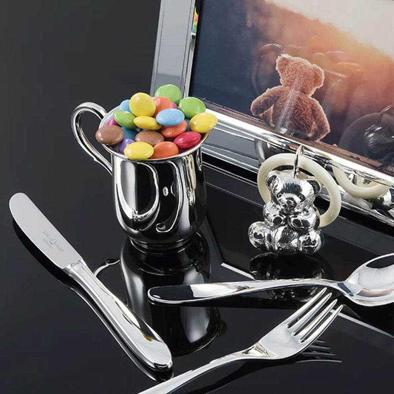 styled Silver-plated 3-piece children’s cutlery set from the Avantgarde collection by Sonja Quandt in gift box.