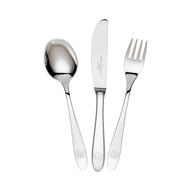 Silver-plated 3-piece children’s cutlery set with engraved duck motif by Sonja Quandt.