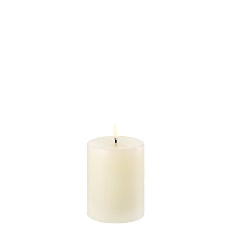 LED pillar candle 10cm in Ivory by Uyuni Lighting with real flame effect