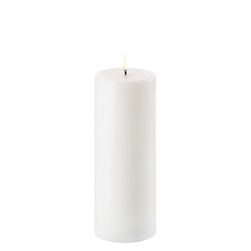 LED pillar candle 20cm in Nordic White by Uyuni Lighting with real flame effect