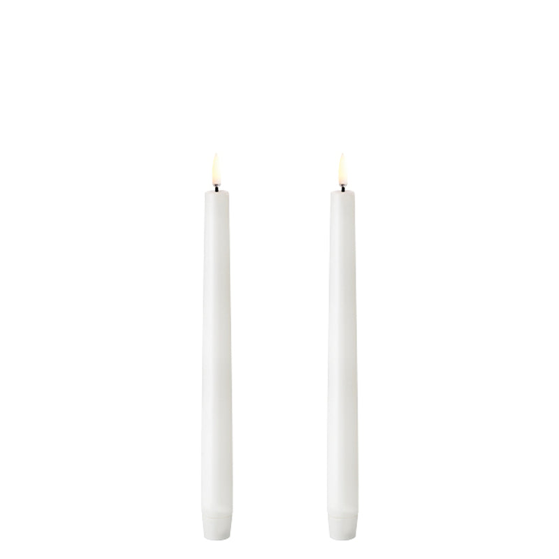 Set of 2 LED taper candles in White by Uyuni Lighting with realistic flame effect