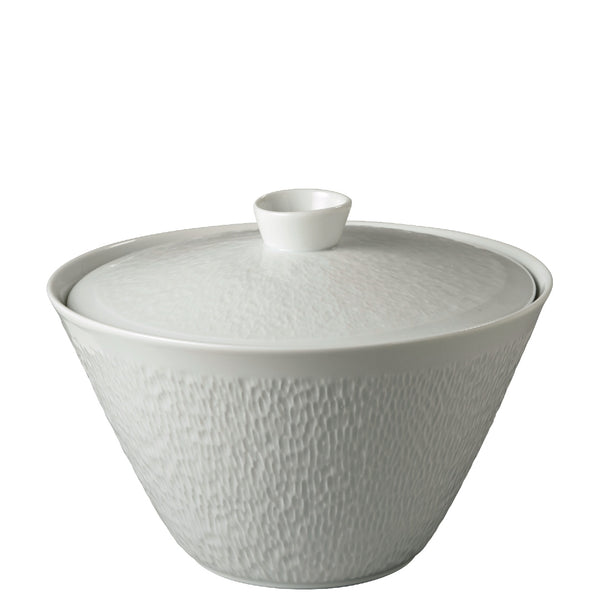 Minéral White porcelain soup tureen by Raynaud, with sculpted detailing and glossy finish