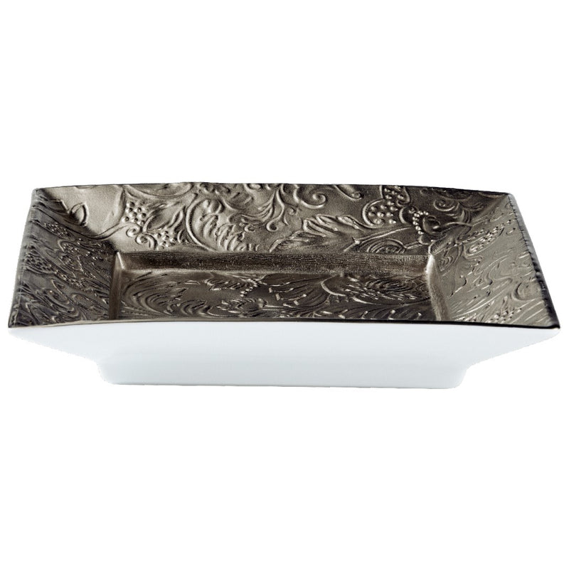 sided view of Porcelain trinket tray with platinum detailing from the Italian Renaissance Platinum collection by Raynaud.