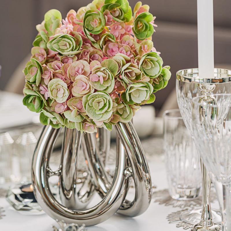 Vase Triu silver medium by Rosenthal in borosilicate glass styled with pink  and green hydrangea flower